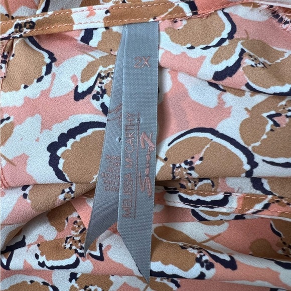 Melissa McCarthy Geometric Peach Tan Tunic Blouse Size 2X - Picture 10 of 12